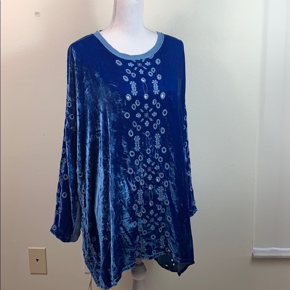 Johnny Was Tops - Johnny Was velvet oversized embroidered tunic top